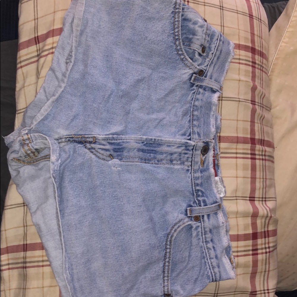 Levi cut off shorts